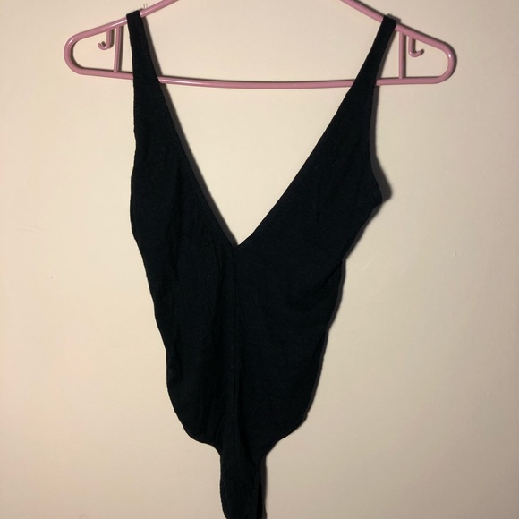 brandy melville bodysuit - Picture 1 of 2